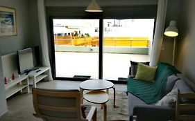 Spacious And Modern Downtown Apartment
